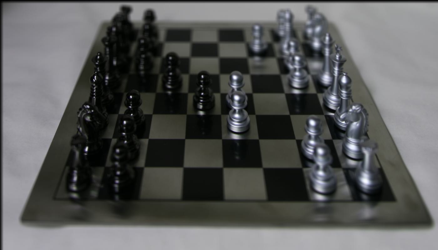 chess_inter_refocus_topright