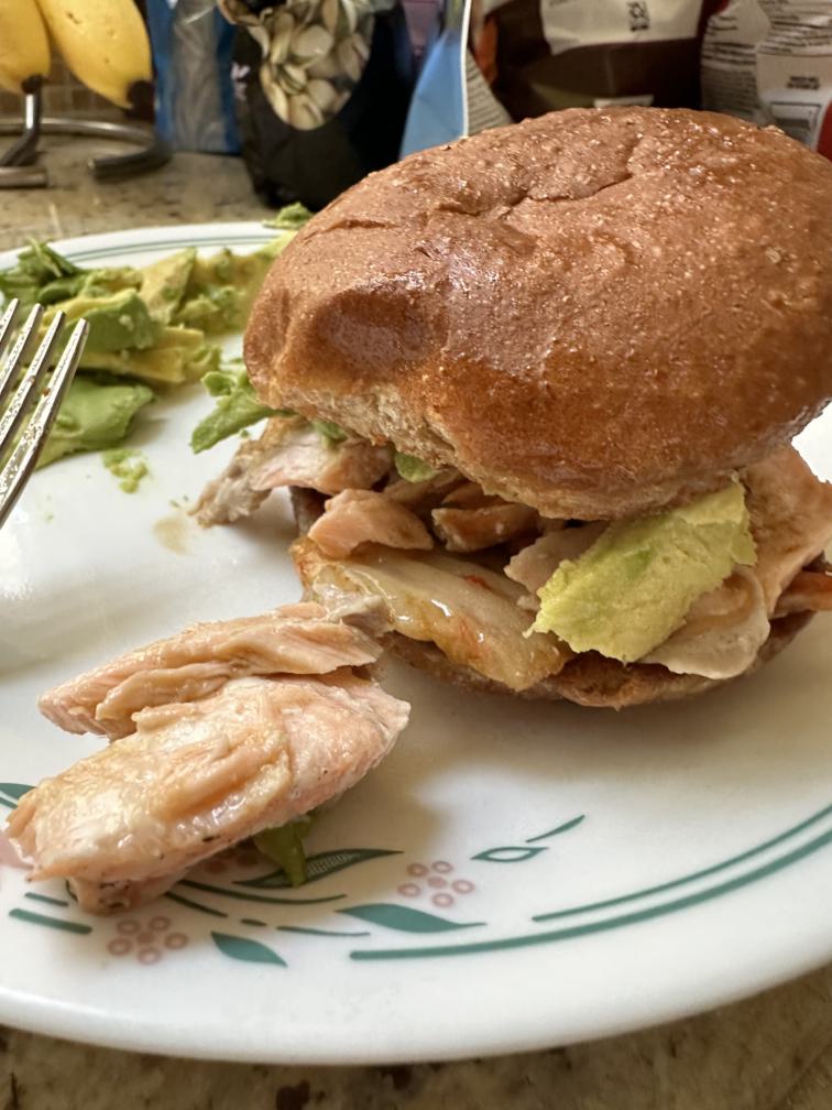 salmon_sandwich